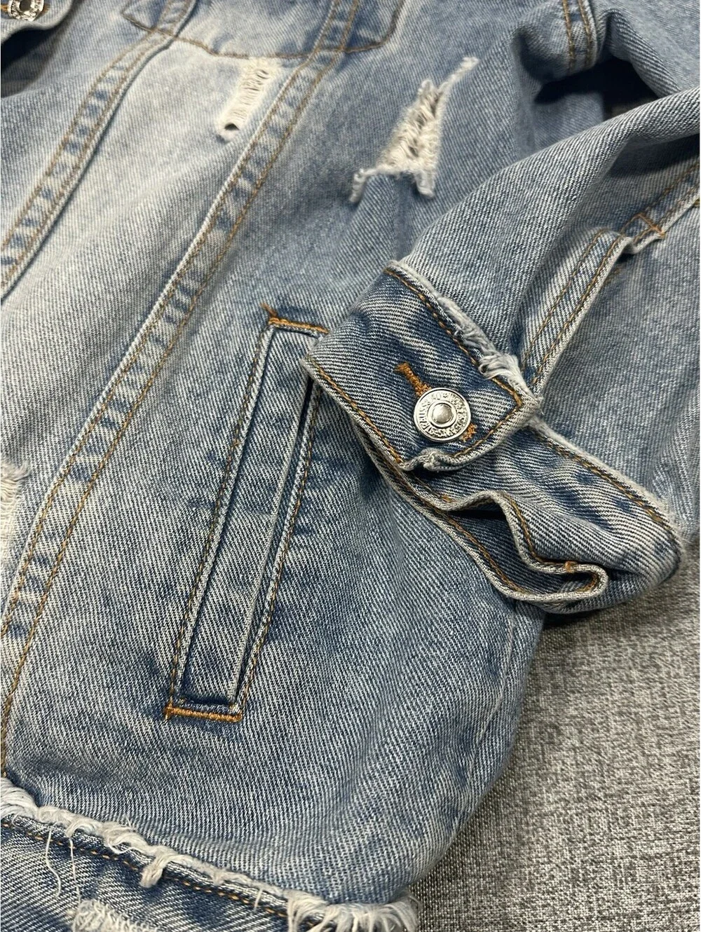 Distressed Denim Size S Fits M Jacket Wash Ripped Jean Jacket